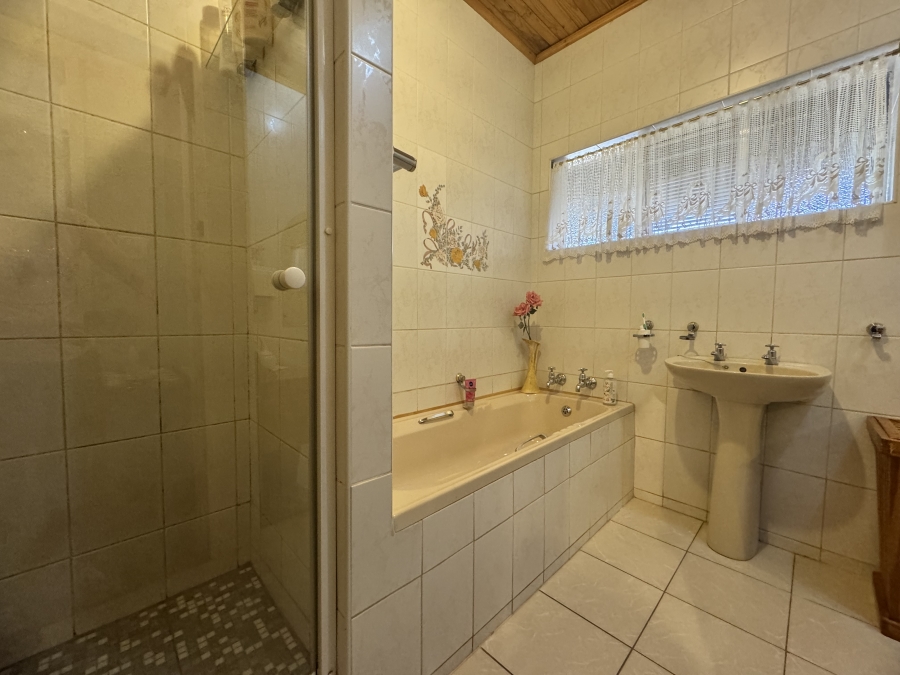 4 Bedroom Property for Sale in Stilfontein Ext 2 North West